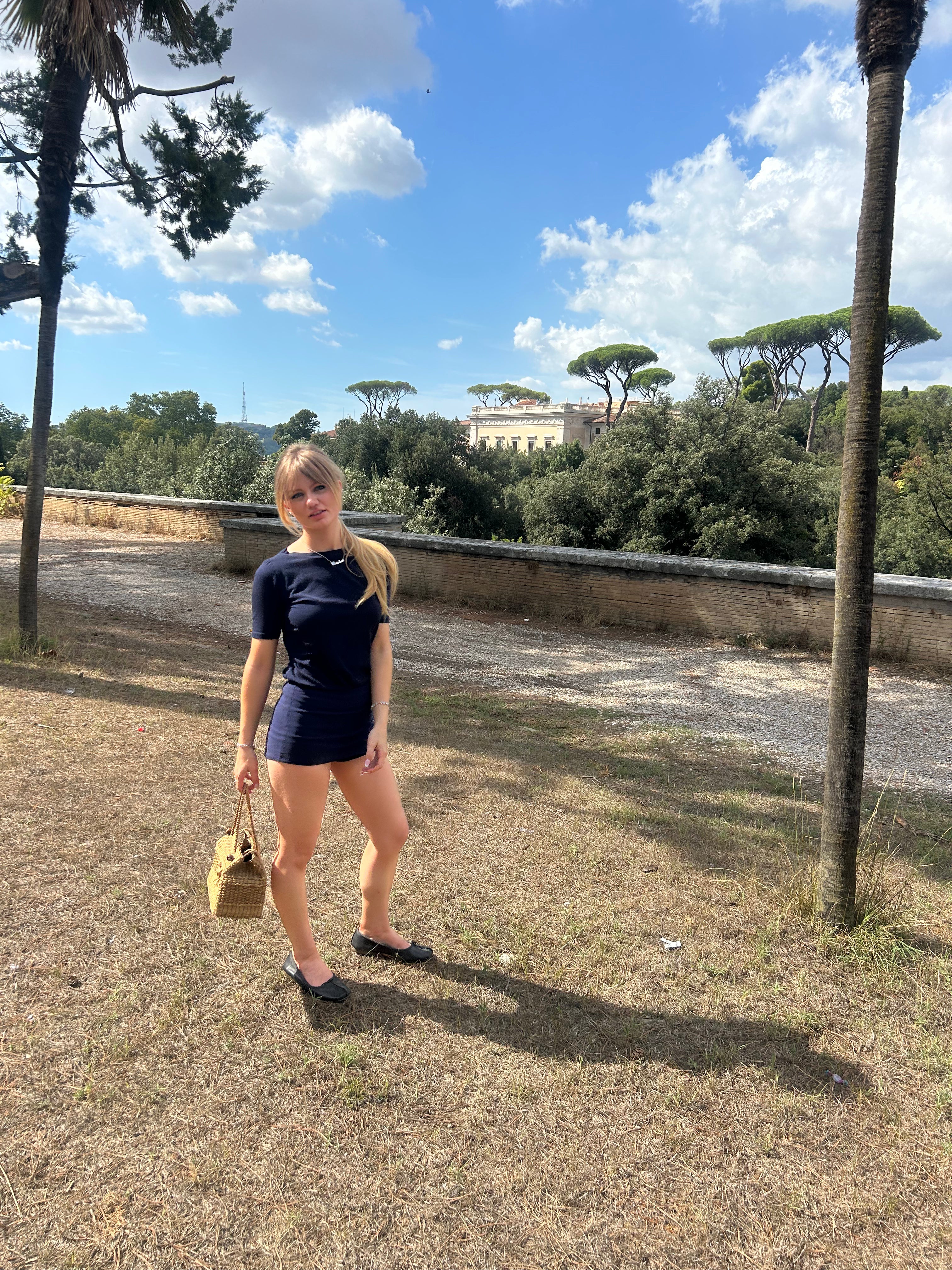 CHRISTINAS TEE NAVY